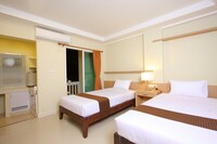 The Platinum Suites Bangkok by Dancenter