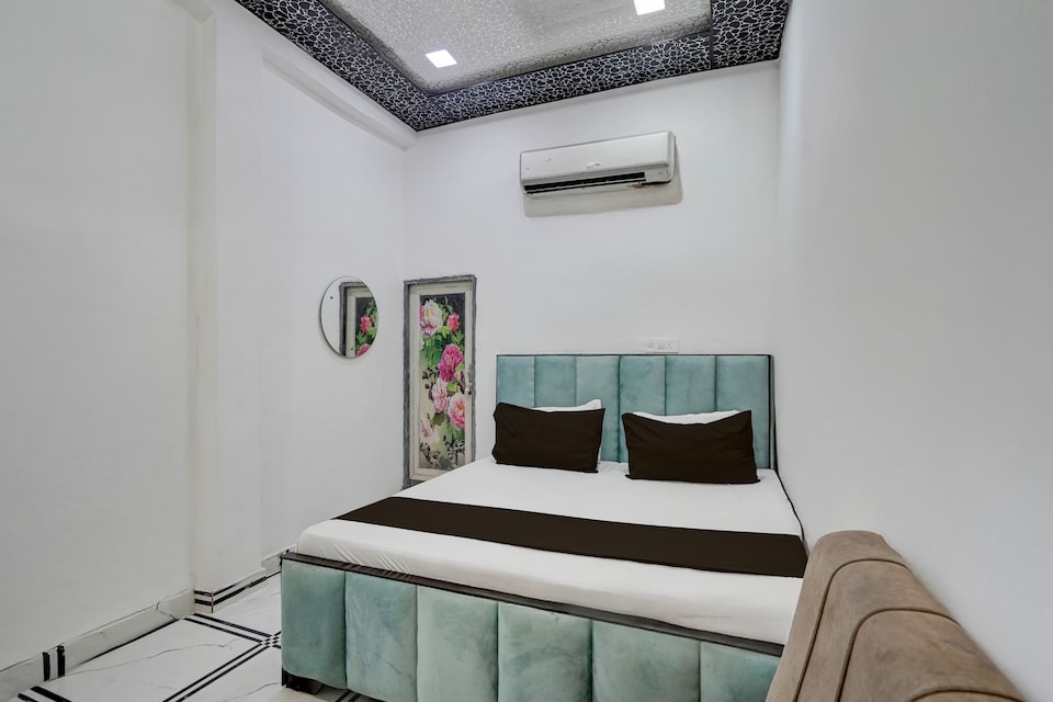 Hotel O Yaariyan , Firozabad city, Firozabad