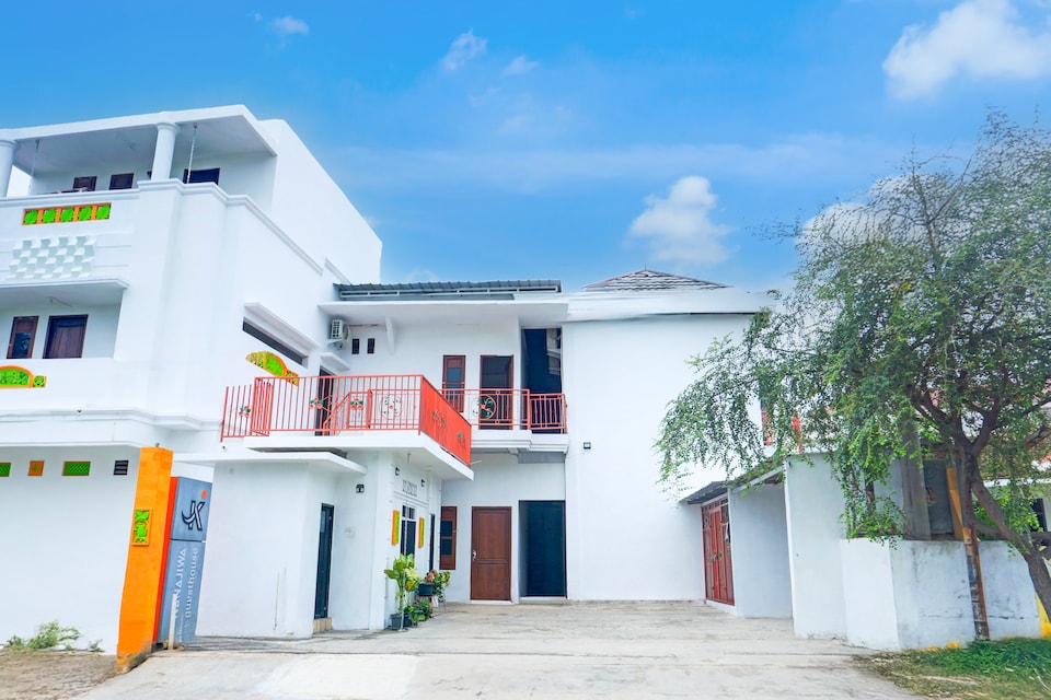 Dancenter Kanajiwa Guesthouse 1, Bandar Lampung, Bandar Lampung