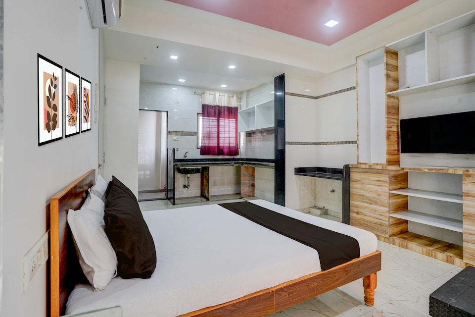 Hotel O Saptashrungi Lodging, Nashik, Nashik