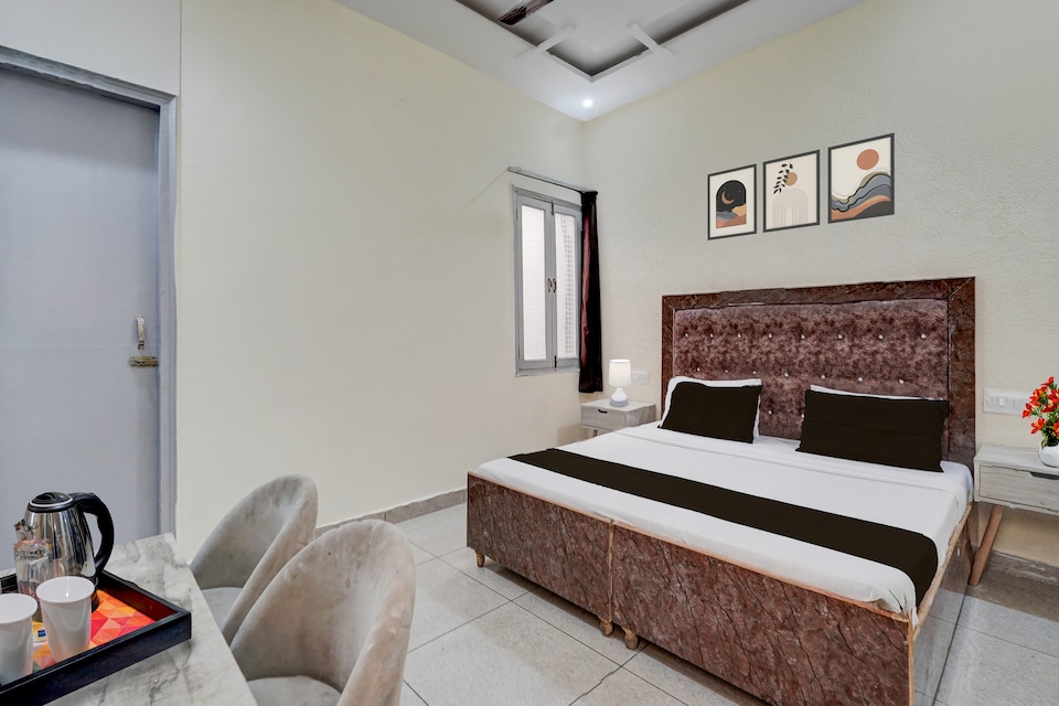 Hotel O Meerut Central College Formerly Saffron, Meerut, Meerut