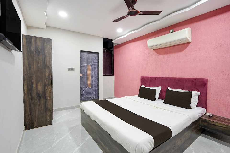 HOTEL O SKY, Airport Road - Raipur, Raipur