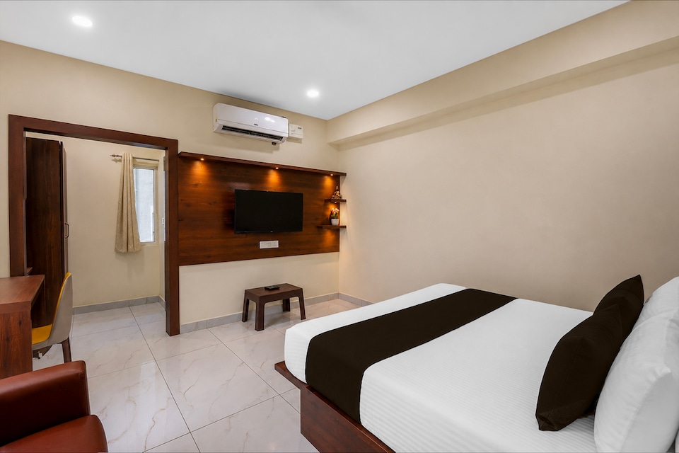 Super Collection O Kakatiya Hills Formerly Shree Adithya Luxury Rooms, Kukatpally, Hyderabad