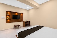 Super Collection O Kakatiya Hills Formerly Shree Adithya Luxury Rooms