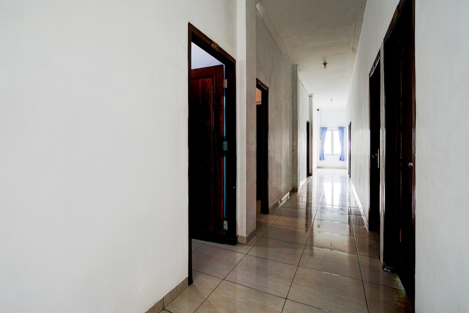 OYO 94818 Sabina House Syariah, Blitar, Blitar