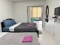 Collection O Centre Place 