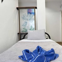 Collection O Centre Place 