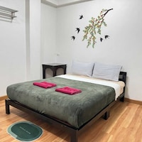 Collection O Centre Place 