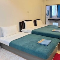 Collection O Centre Place 