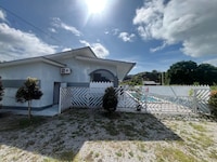 OYO 91220 D Inai Roomstay 