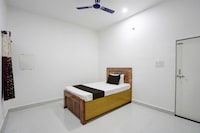 SPOT ON Hotel Adhiraj