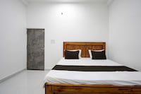 SPOT ON Hotel Adhiraj