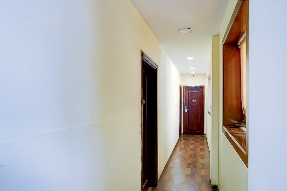 Hotel O by OYO Gold Coast, Mumbai CST-Churchgate-Colaba, मुंबई