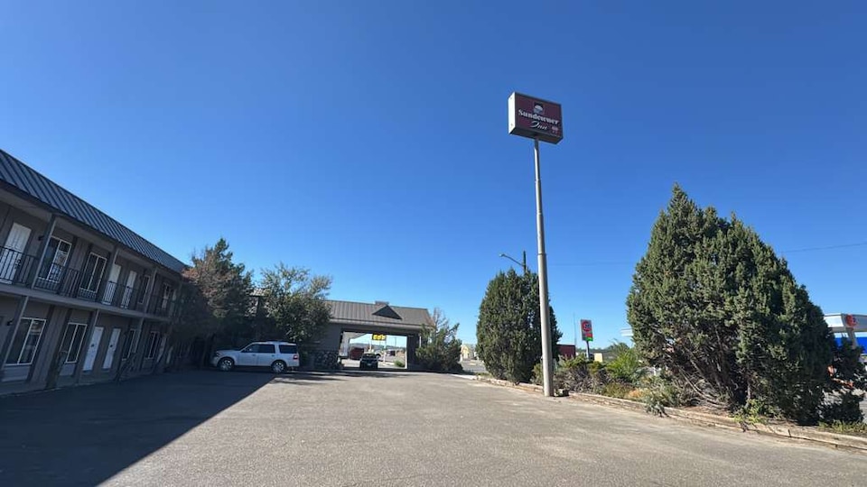 Sundowner Inn by Capital O Forsyth I 94,  Forsyth MT,  Forsyth MT