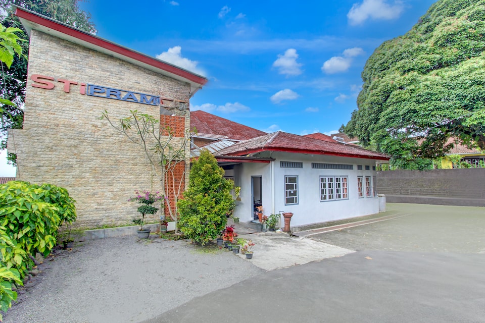 Dancenter Stipram Kaliurang, Gunung Merapi, Yogyakarta