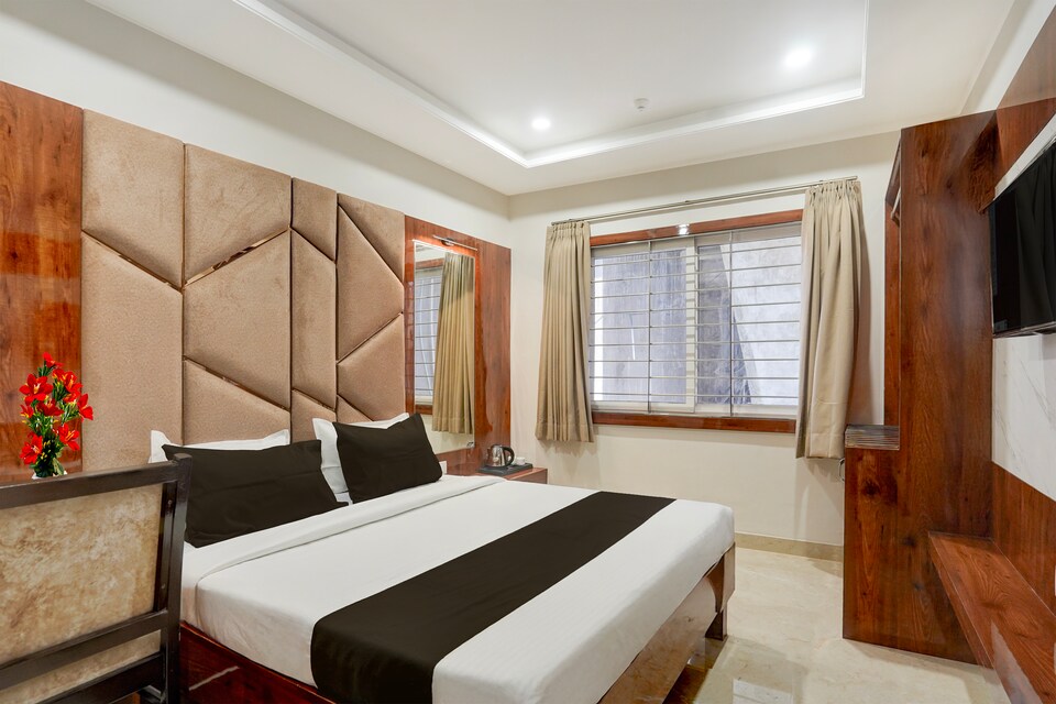 Super Townhouse Oak Railway Junction Kota Formerly Hotel Crosslane, Allen Landmark City Kota, Kota