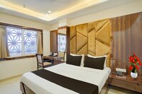 Super Townhouse Oak Railway Junction Kota Formerly Hotel Crosslane