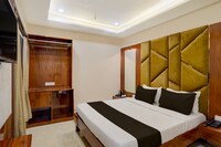 Super Townhouse Oak Railway Junction Kota Formerly Hotel Crosslane