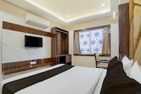 Super Townhouse Oak Railway Junction Kota Formerly Hotel Crosslane