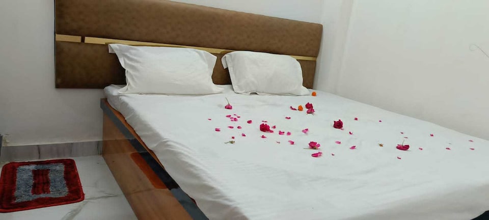 SPOT ON The Paradise Hotel, Bhogaon, Bhogaon