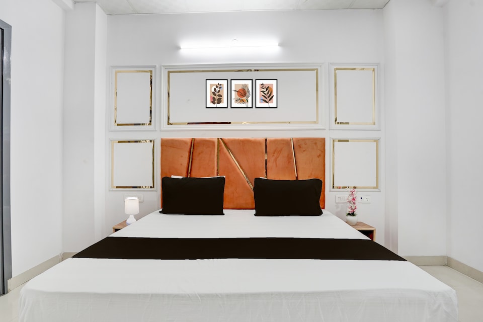 Hotel O Tulip Sarover , Pitampura - Rohini Delhi, Delhi