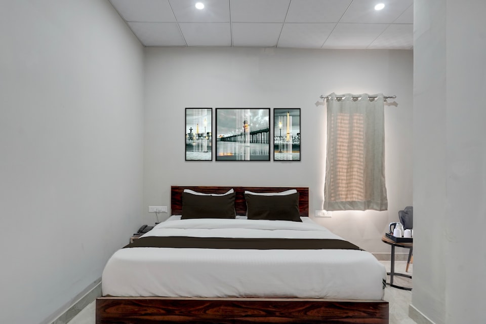 Super  Collection O Kesar Crossway Jaipur Formerly Laxmi Palace, Mansarovar, Jaipur