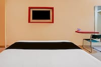 Townhouse Oak Malang near ITN Malang formerly Fariz Hotel Singosari