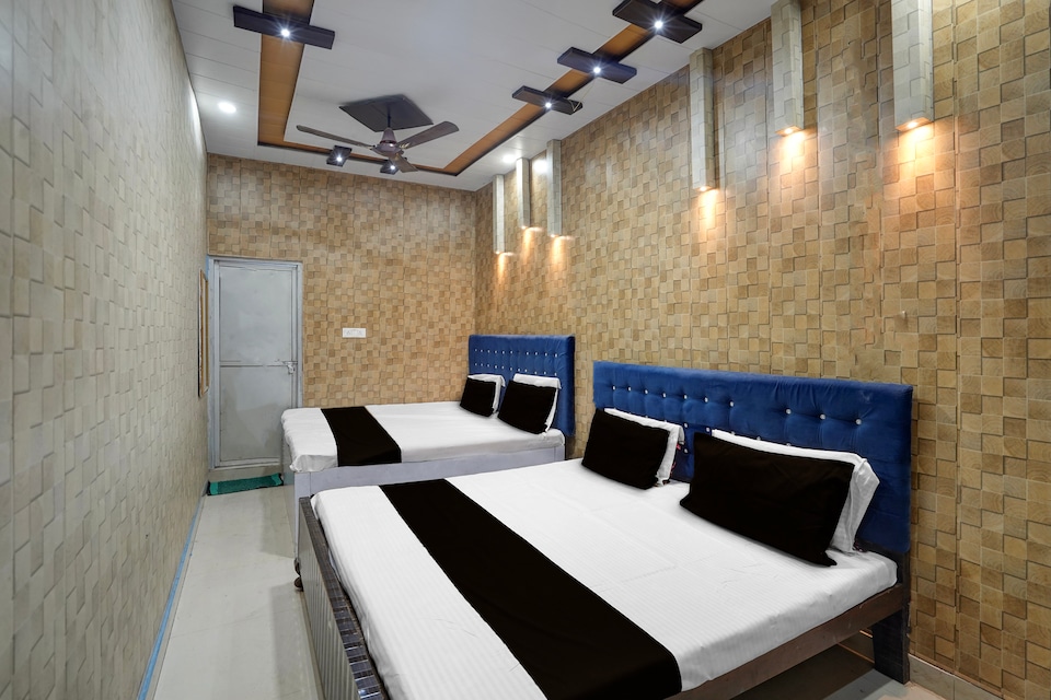 Super Hotel O Sultanpur Railway Junction Formerly Sanskar Marriage Lawan, Sultanpur, Sultanpur