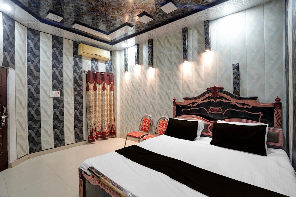 Hotel O Sultanpur Railway Junction Formerly Sanskar Marriage Lawan, Sultanpur, Sultanpur