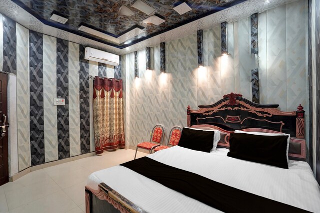 Hotel O Sultanpur Railway Junction Formerly Sanskar Marriage Lawan