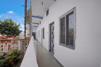 Super Hotel O Sultanpur Railway Junction Formerly Sanskar Marriage Lawan