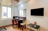 Super Townhouse Benz Circle MG Road