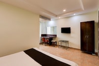 OYO 839903 New Hotel Executive Inn