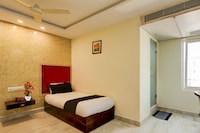 Super Townhouse Benz Circle MG Road