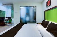 Super Townhouse Benz Circle MG Road