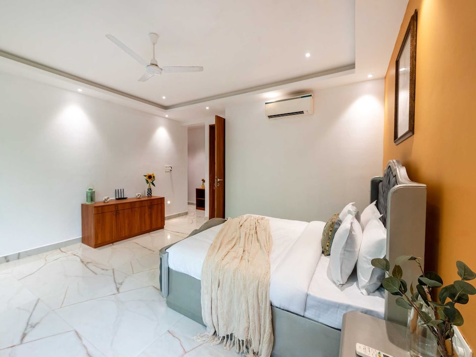 DanCenter Vana Villa I 5BHK I Pvt Pool I Baga I GOA, Baga Goa, गोवा