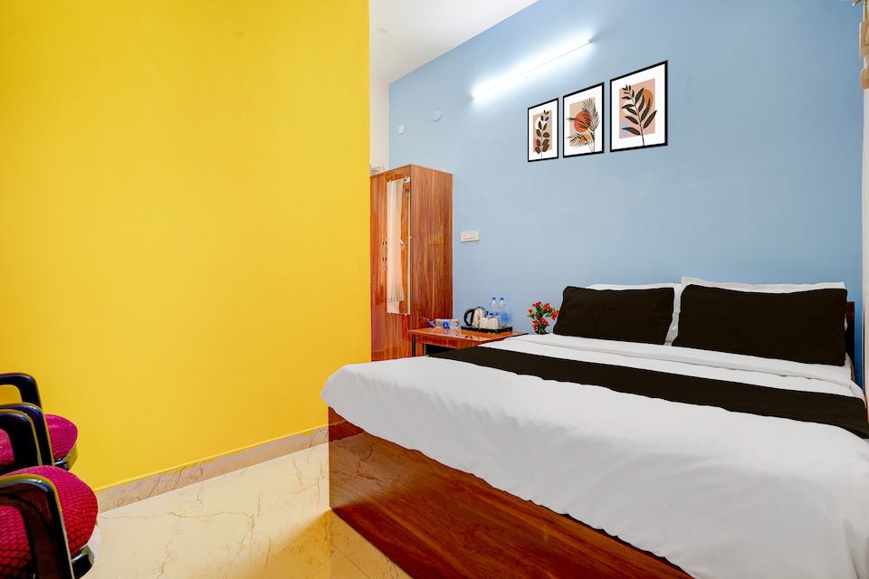 Hotel O R R Comforts Boarding and Lodging, Tumkur Road, Bangalore