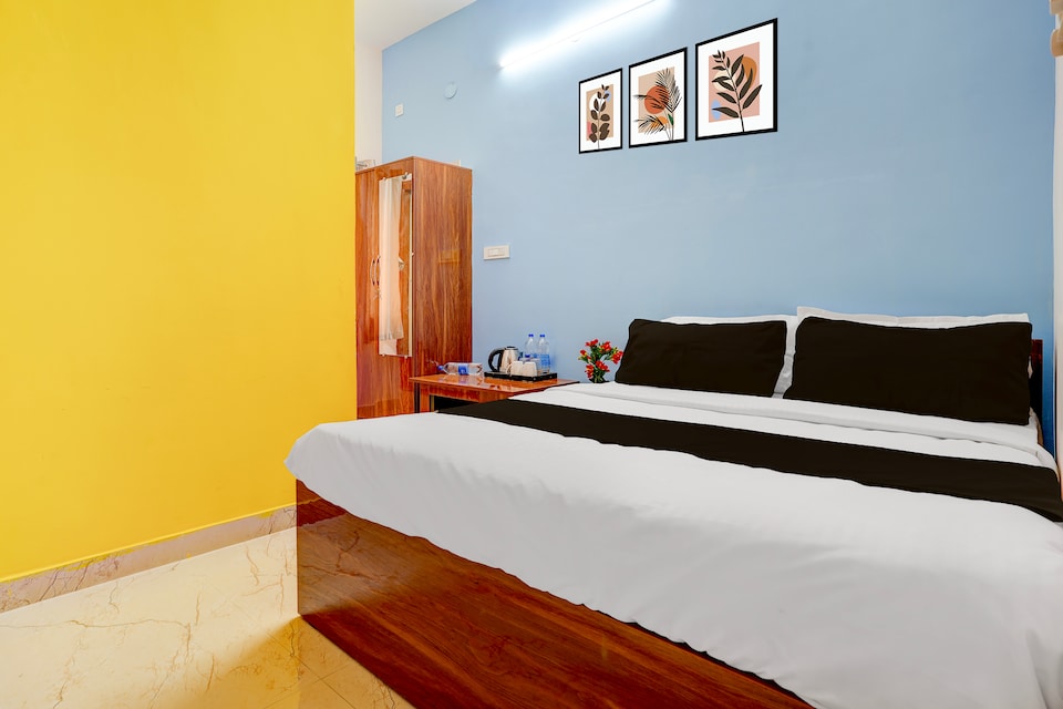 Hotel O R R Comforts Boarding and Lodging, Tumkur Road, Bangalore