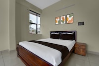 Hotel O Engineering College Sreekaryam Formerly B S Plaza