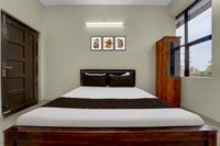 Hotel O Engineering College Sreekaryam Formerly B S Plaza