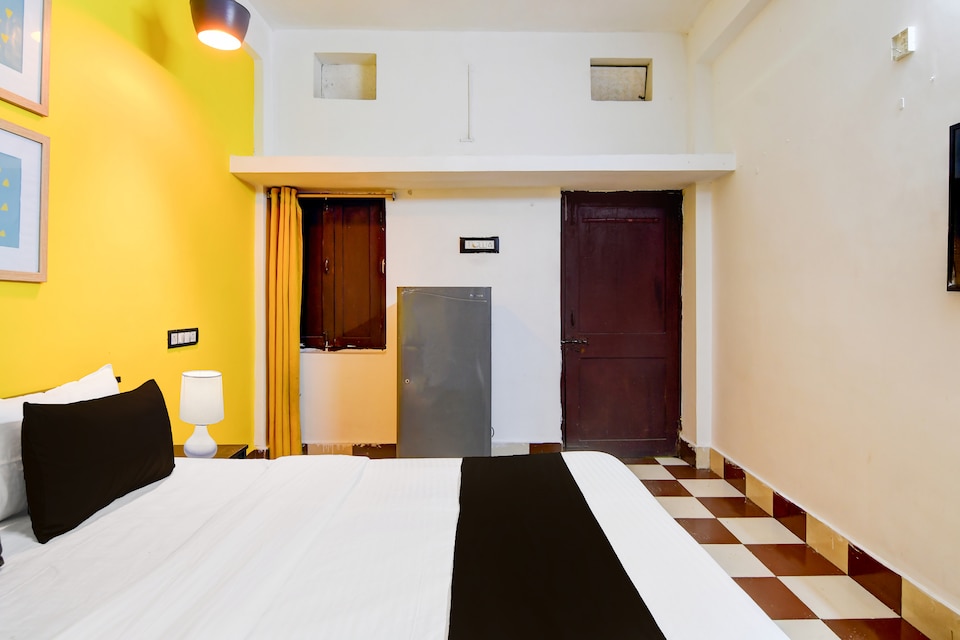 Hotel O Rasulgarh Square Bus Stop Formerly Hotel Rose Inn, VaniVihar Bhubaneswar, Bhubaneswar