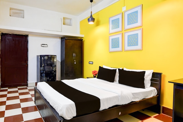 Hotel O Rasulgarh Square Bus Stop Formerly Hotel Rose Inn