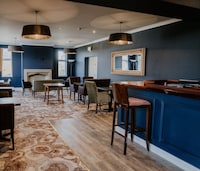 The Prince Of Wales Hotel Berkeley by Belvilla , A38 M5