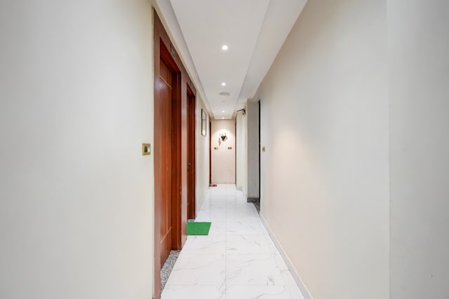 Super Townhouse Kali Ghat Prayagraj Formerly Ramesh Palace