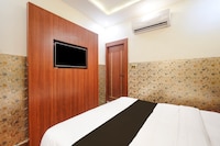 Super Townhouse Kali Ghat Prayagraj Formerly Ramesh Palace