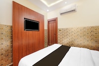 Super Townhouse Kali Ghat Prayagraj Formerly Ramesh Palace
