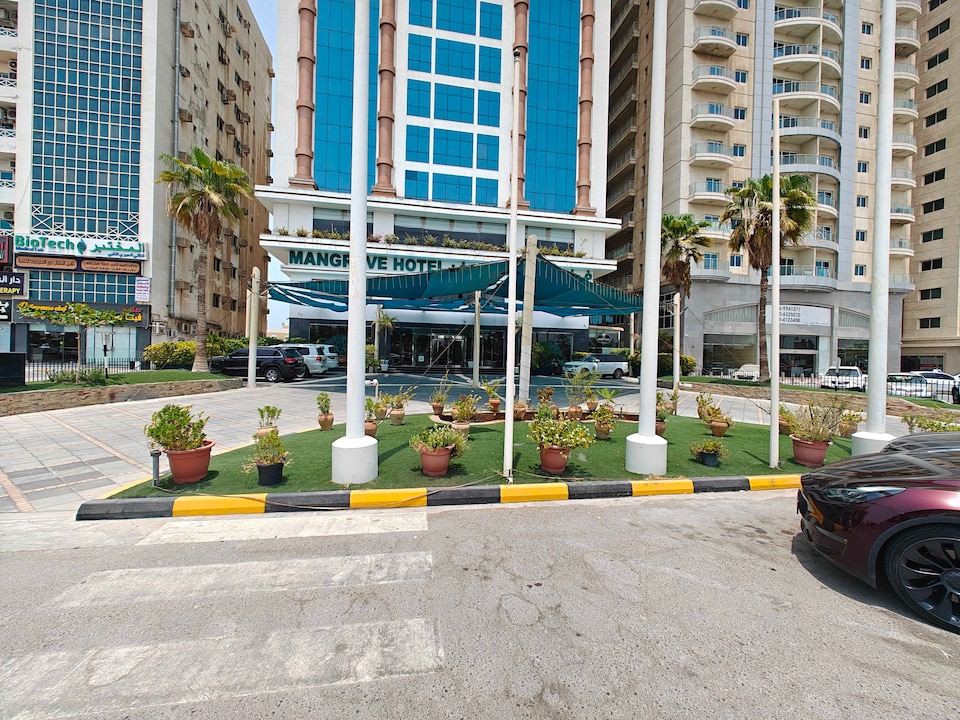 Sunday Mangrove Corniche Hotel, Ras Al Khaimah, Dafan Al Khor, Ras-Al-Khaimah