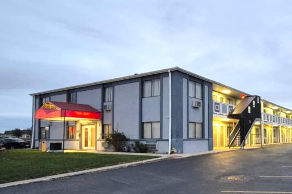 Economy Inn By Townhouse Merrillville US 30 , MERRILLVILLE, MERRILLVILLE