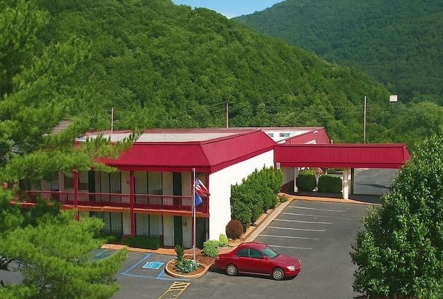 Hotel Red Rose by Townhouse Covington I-64