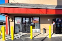 Saratoga Motel By Capital O Near Midway Airport Chicago IL